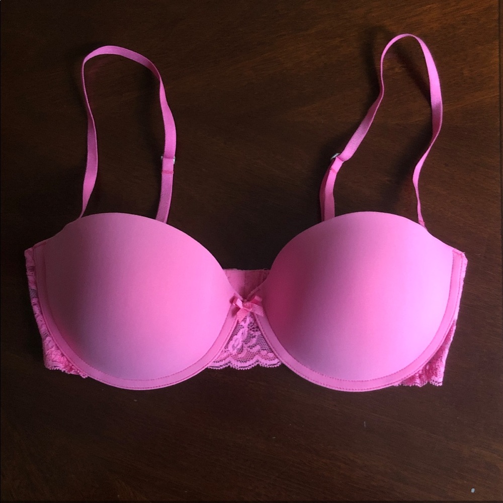 Gilly Hicks Push’Em Up Multi-Way Pink Bra